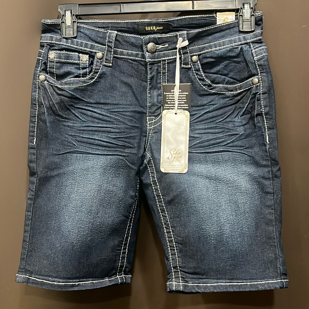 Suko Jeans, Denim Bermuda Shorts, Bling Pockets, Size 6 - NWT